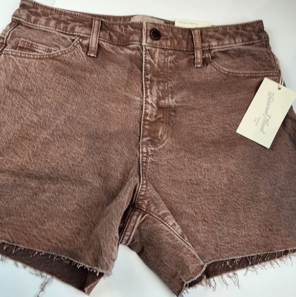 Universal Thread New Vintage Style Brown Shorts Stretch Midi Shorts Size 4 - Picture 2 of 7